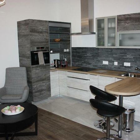 Prater & Center Apartment Mit Eigener Terrasse فيينا المظهر الخارجي الصورة